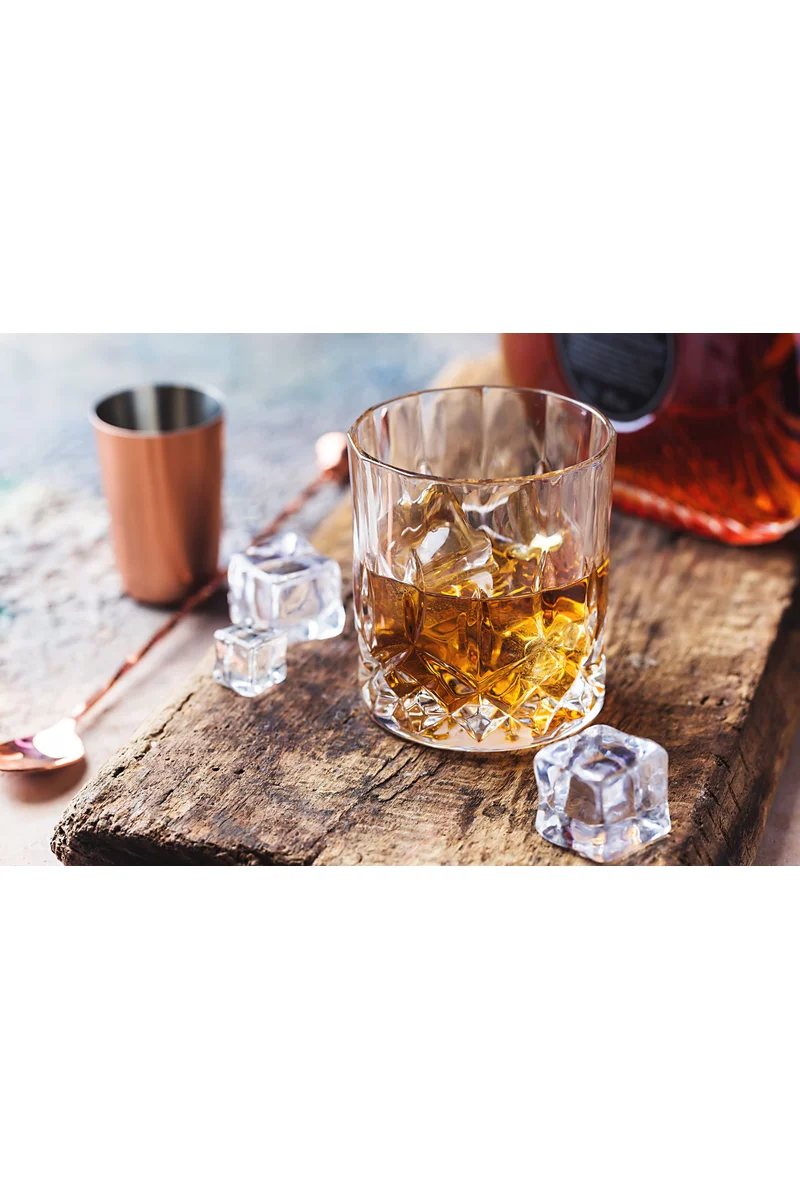 Cheers Whisky Club £70