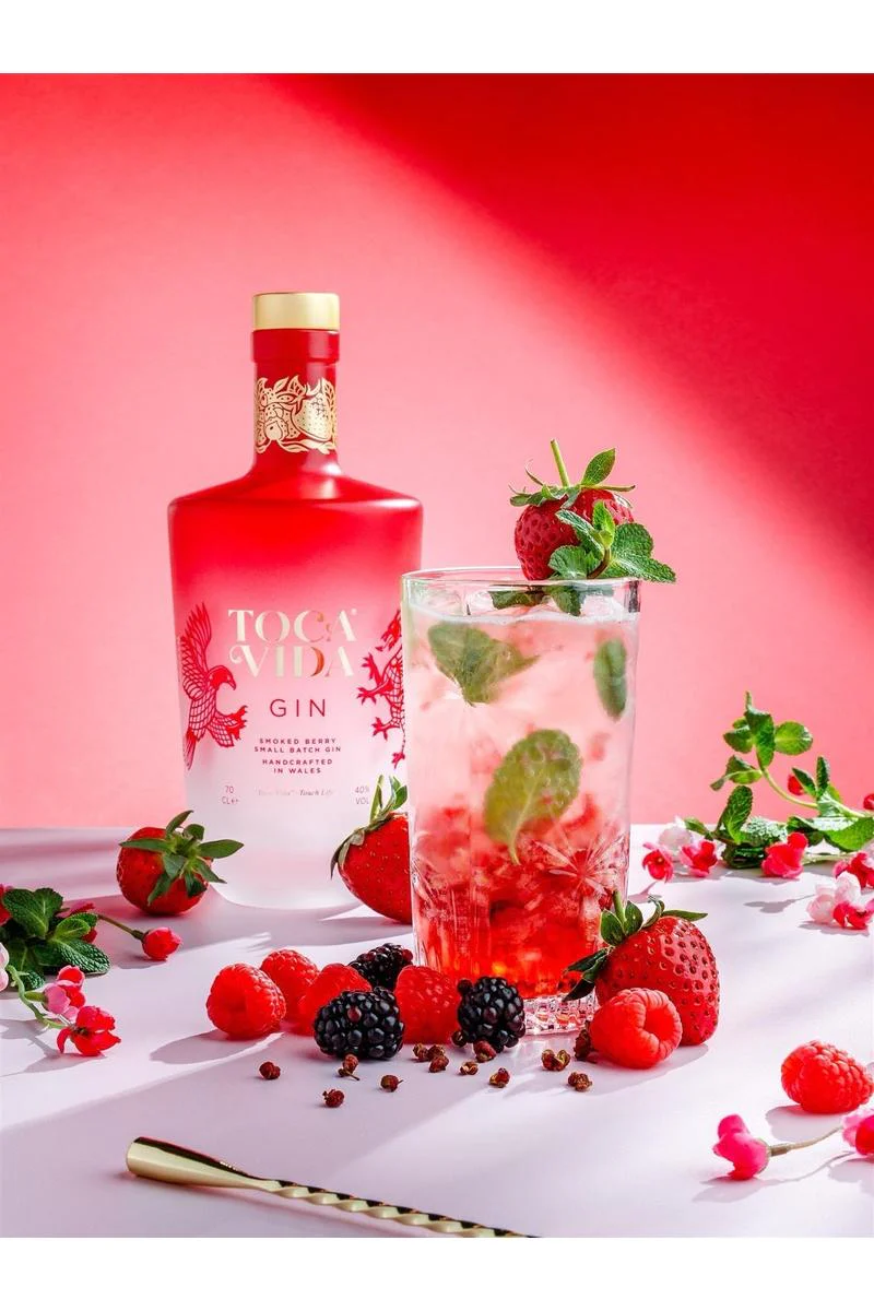 Toca Vida Smoked Berry Gin - Image 2
