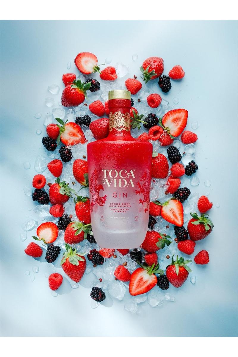Toca Vida Smoked Berry Gin - Image 3